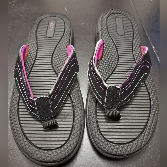 Speedo Women's Outdoor Flip Flops/Sandals/Slides   Size 9 - Picture 1 of 6